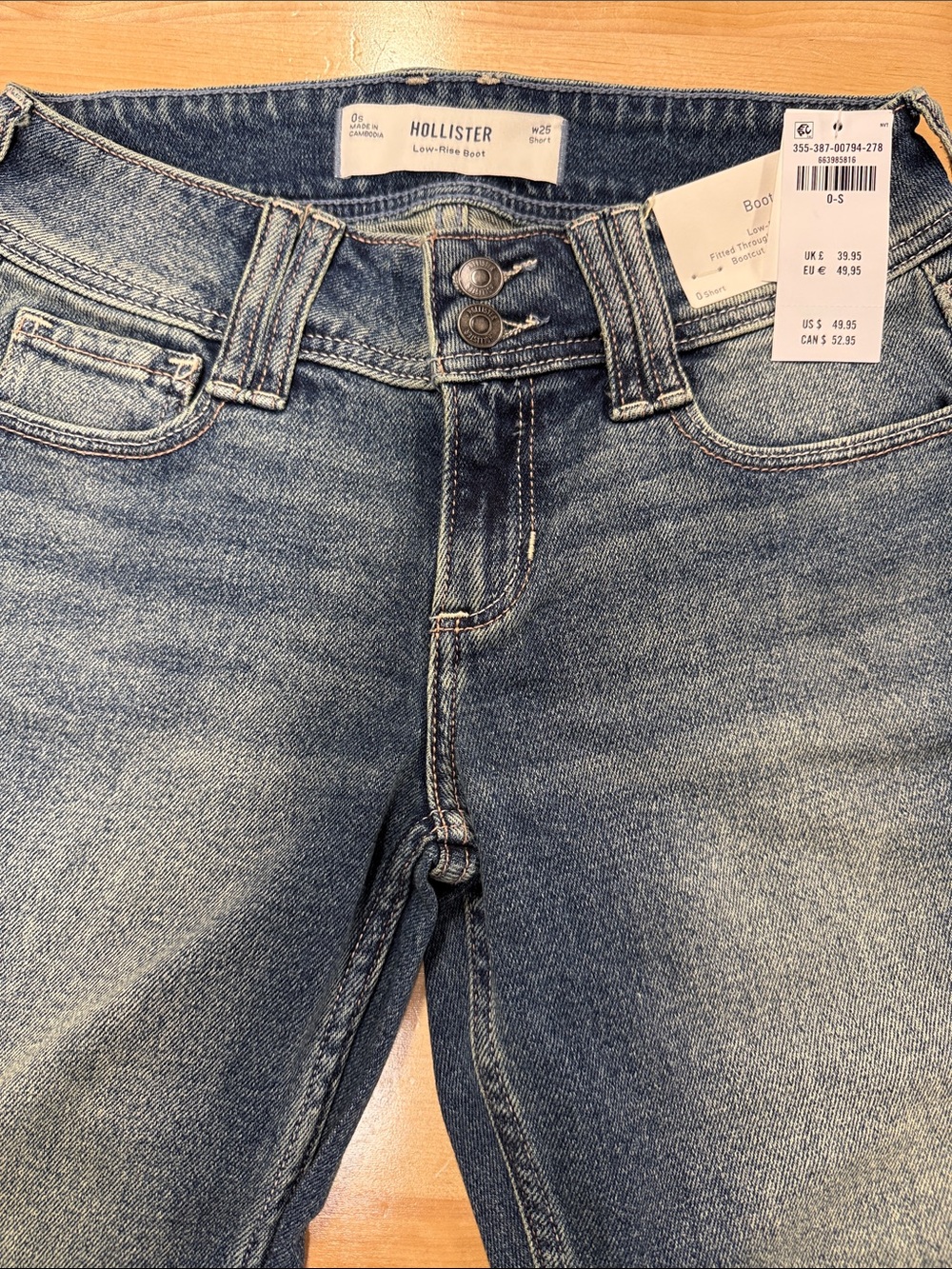 Hollister Women’s Medium Blue Low-Rise Bootcut Jeans